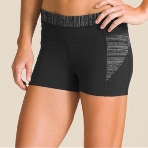 Althleta All Align Shorts - Black